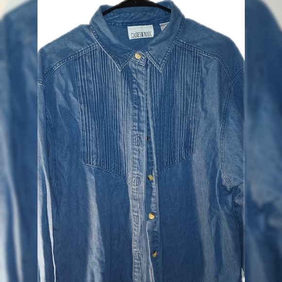 Size 16 denim style button down - Picture 6 of 6